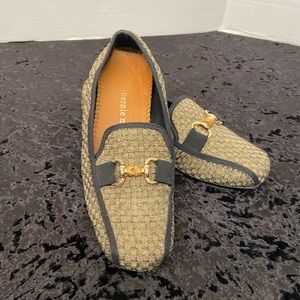 Bernie Mev.  Flats